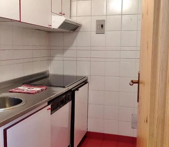 Skiers House Апартаменти *